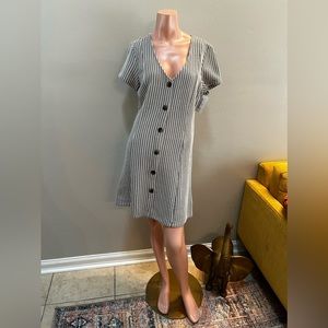 NEW Woven faux button casual dress